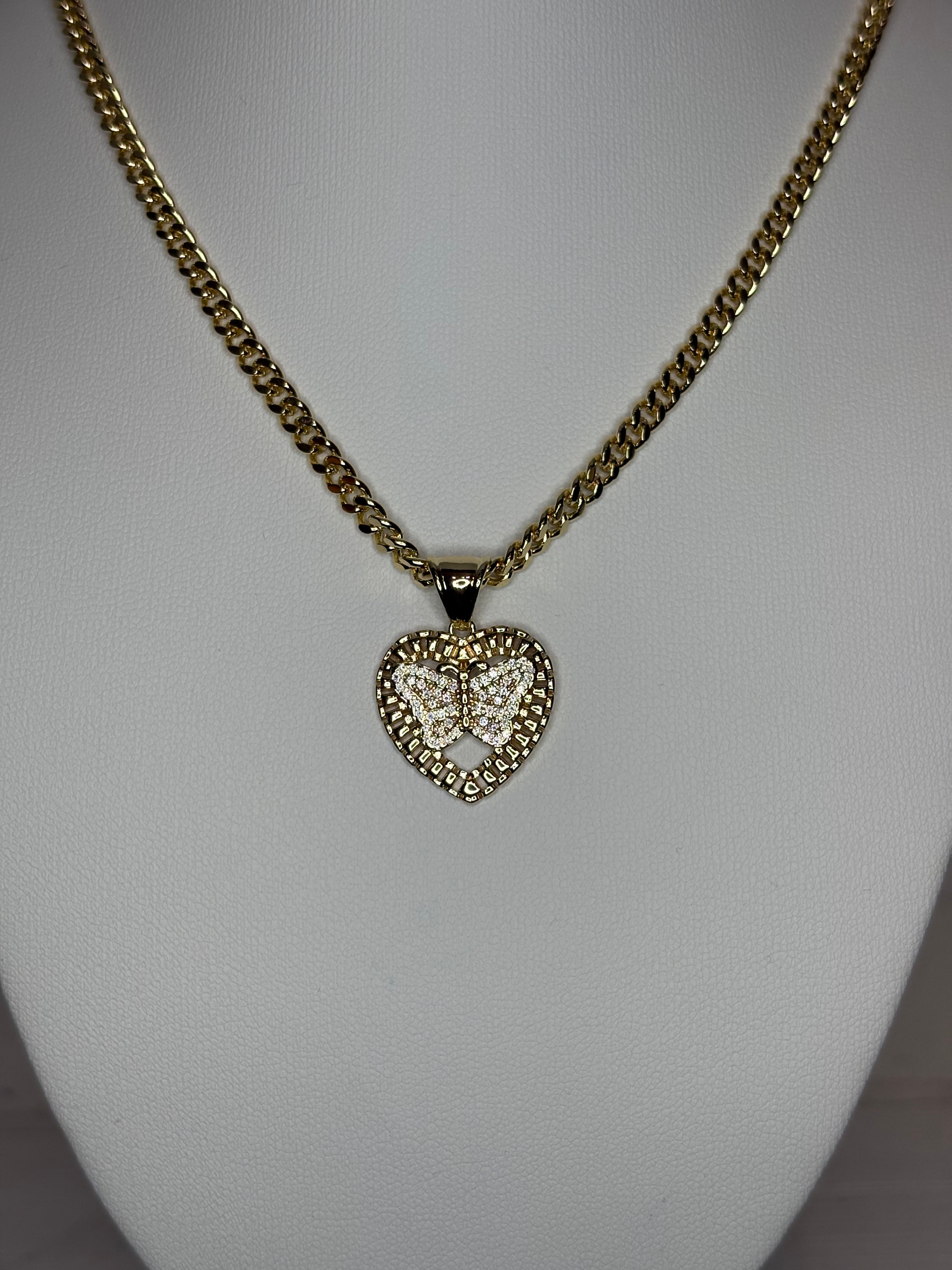 Rolly Butterfly Necklace